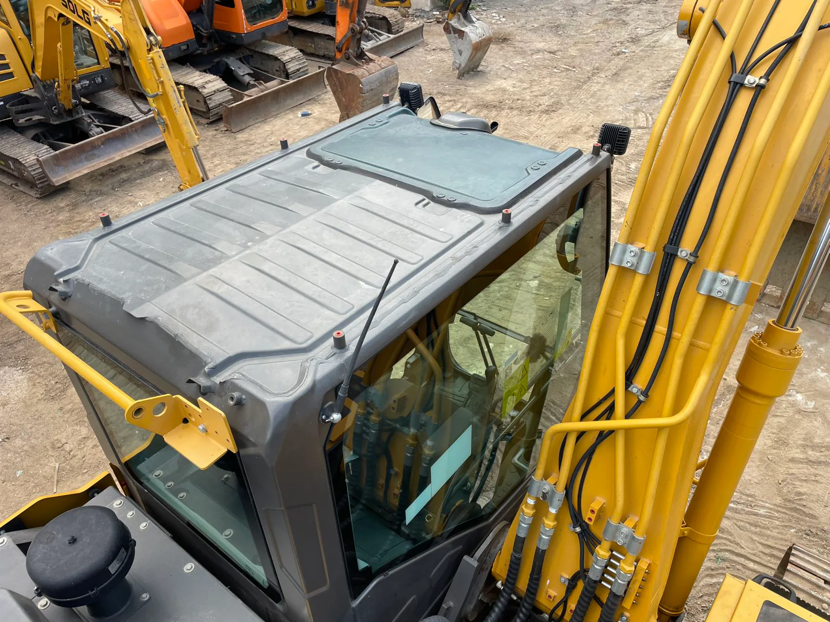 2020 used SDLG E6135H excavator - view 13