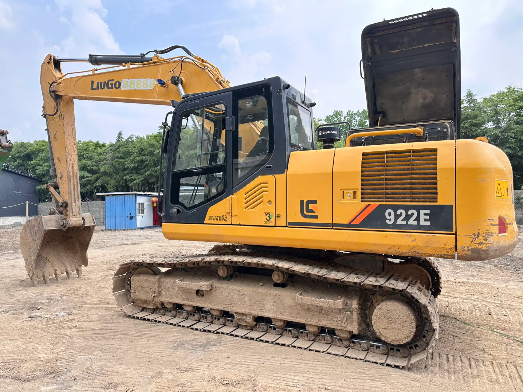 2021 used LiuGong 922E excavator - view 1