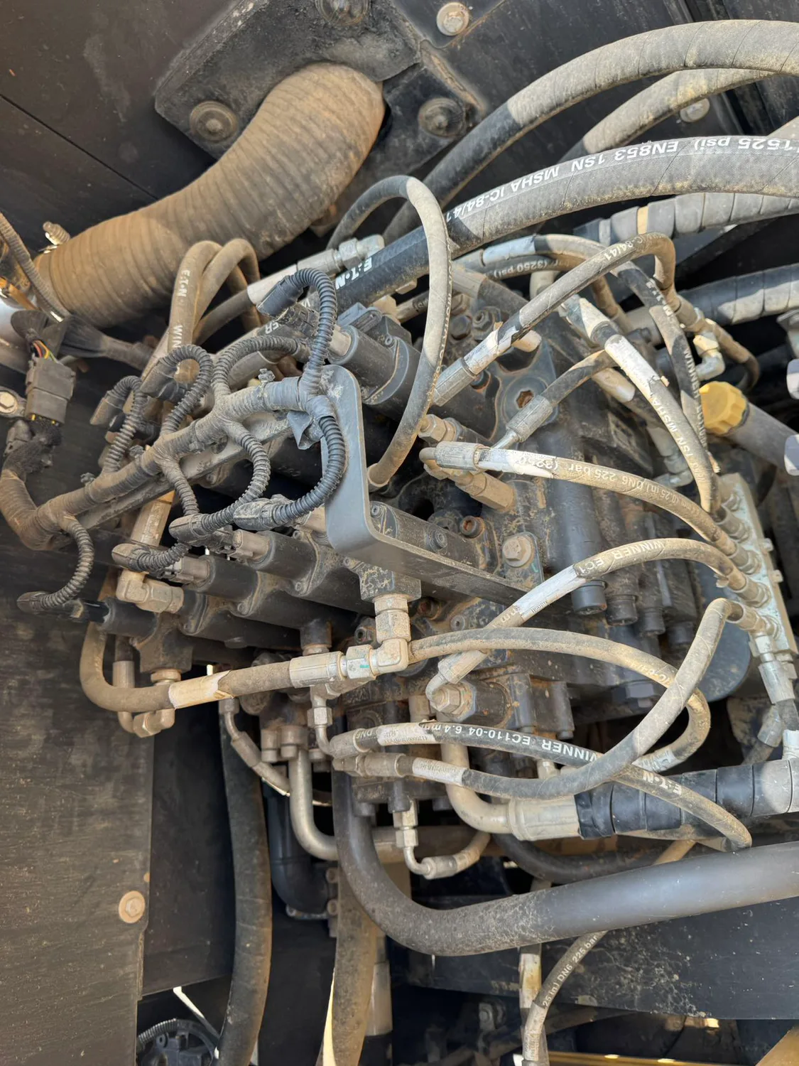 2023 used SDLG 205 excavator - view 6