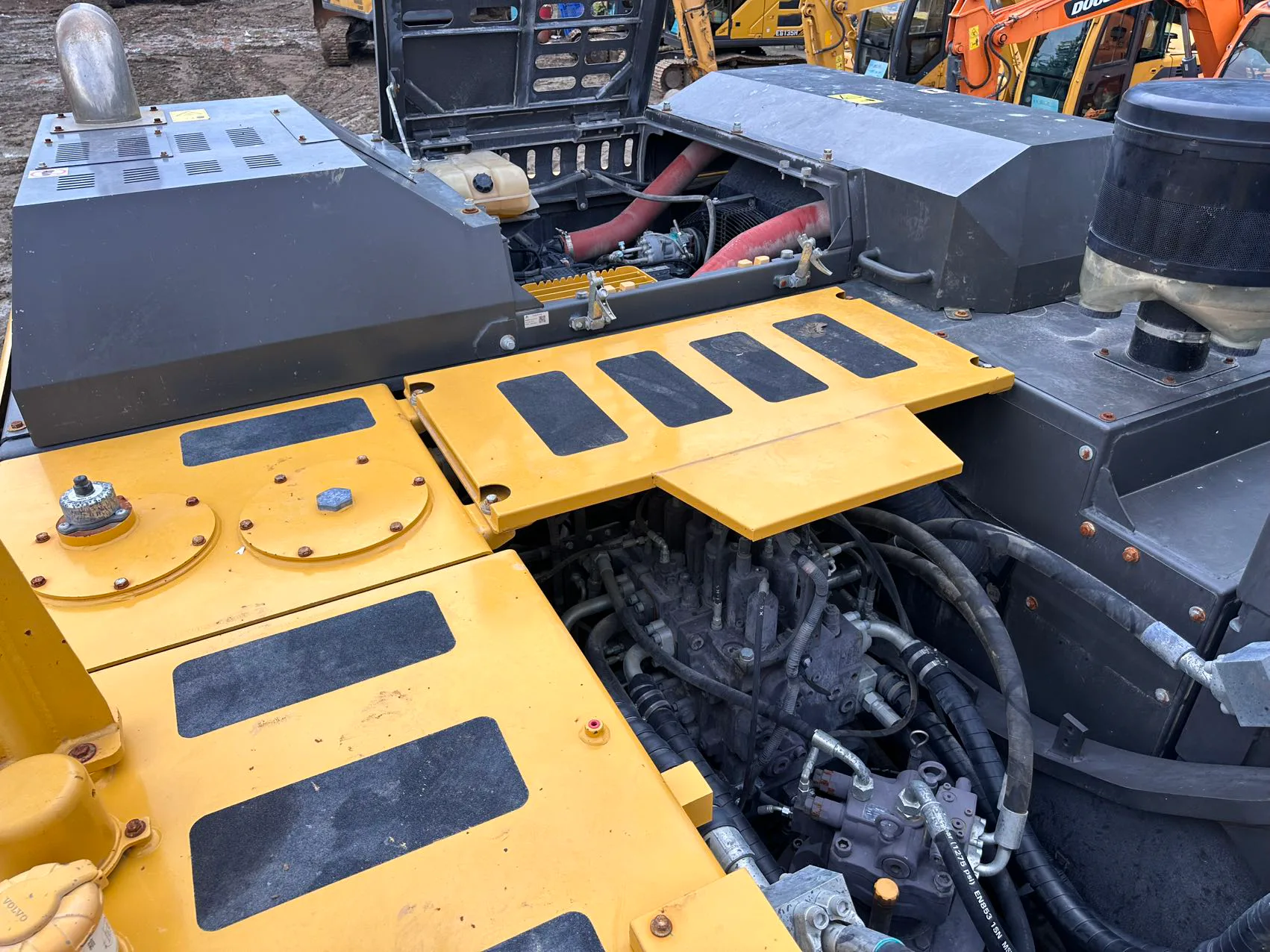 2024 used SDLG E6375H excavator - view 15