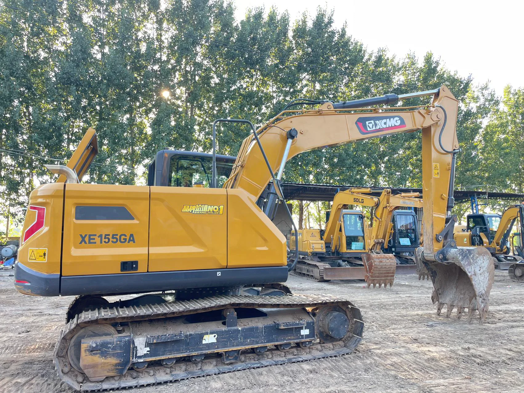 2025 used XCMG 135 excavator - view 2
