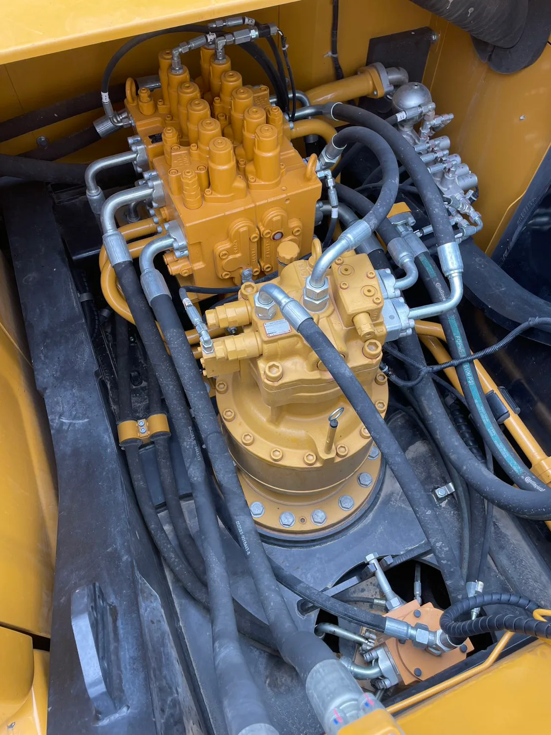 2025 used SANY SY245H excavator - view 10