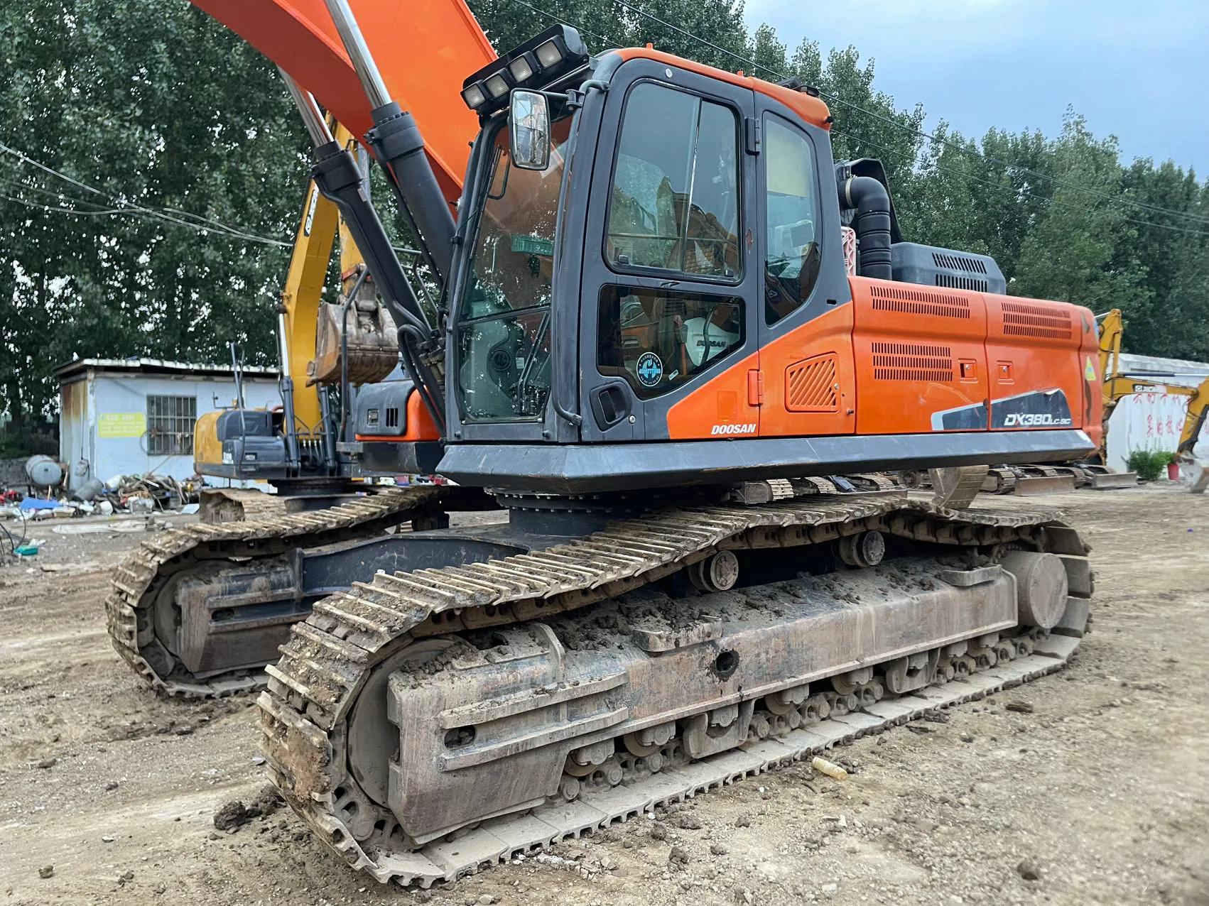 2018 used Doosan 380 excavator - view 3