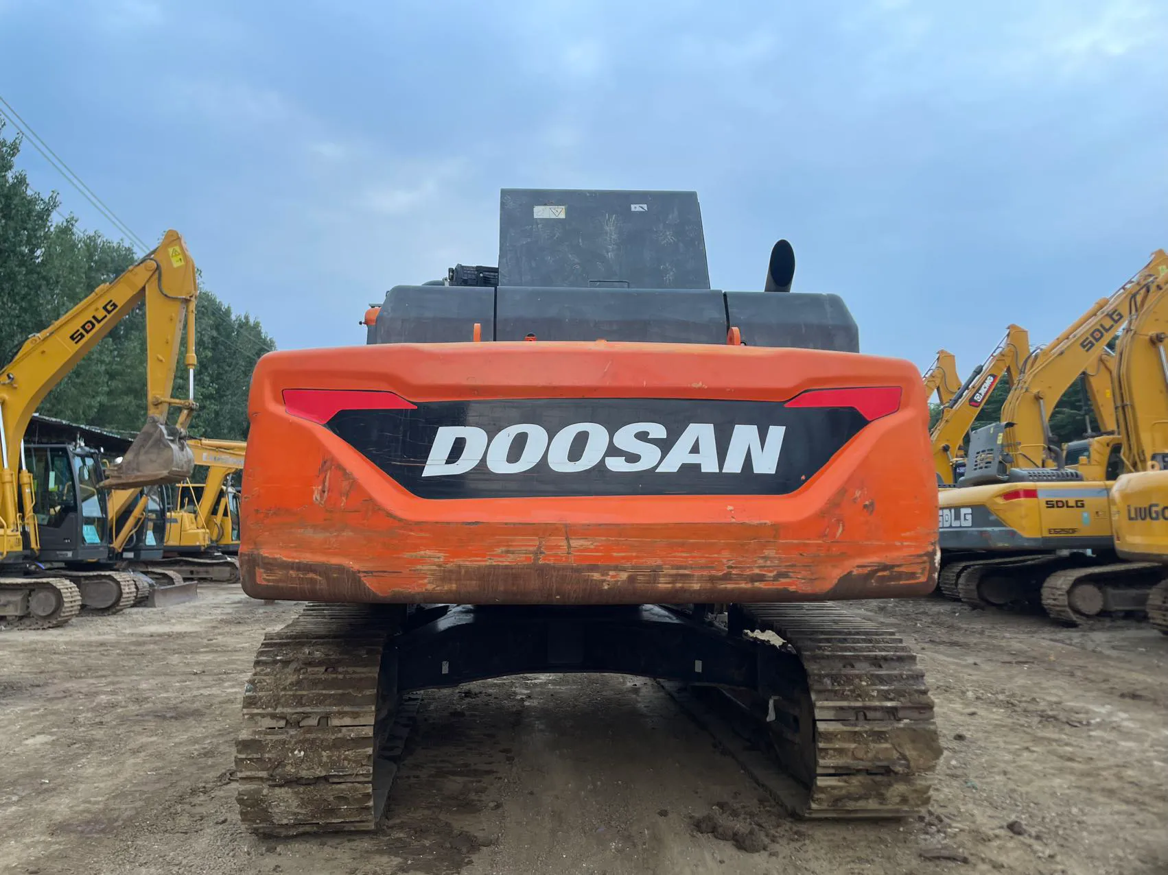 2018 used Doosan 380 excavator - view 5
