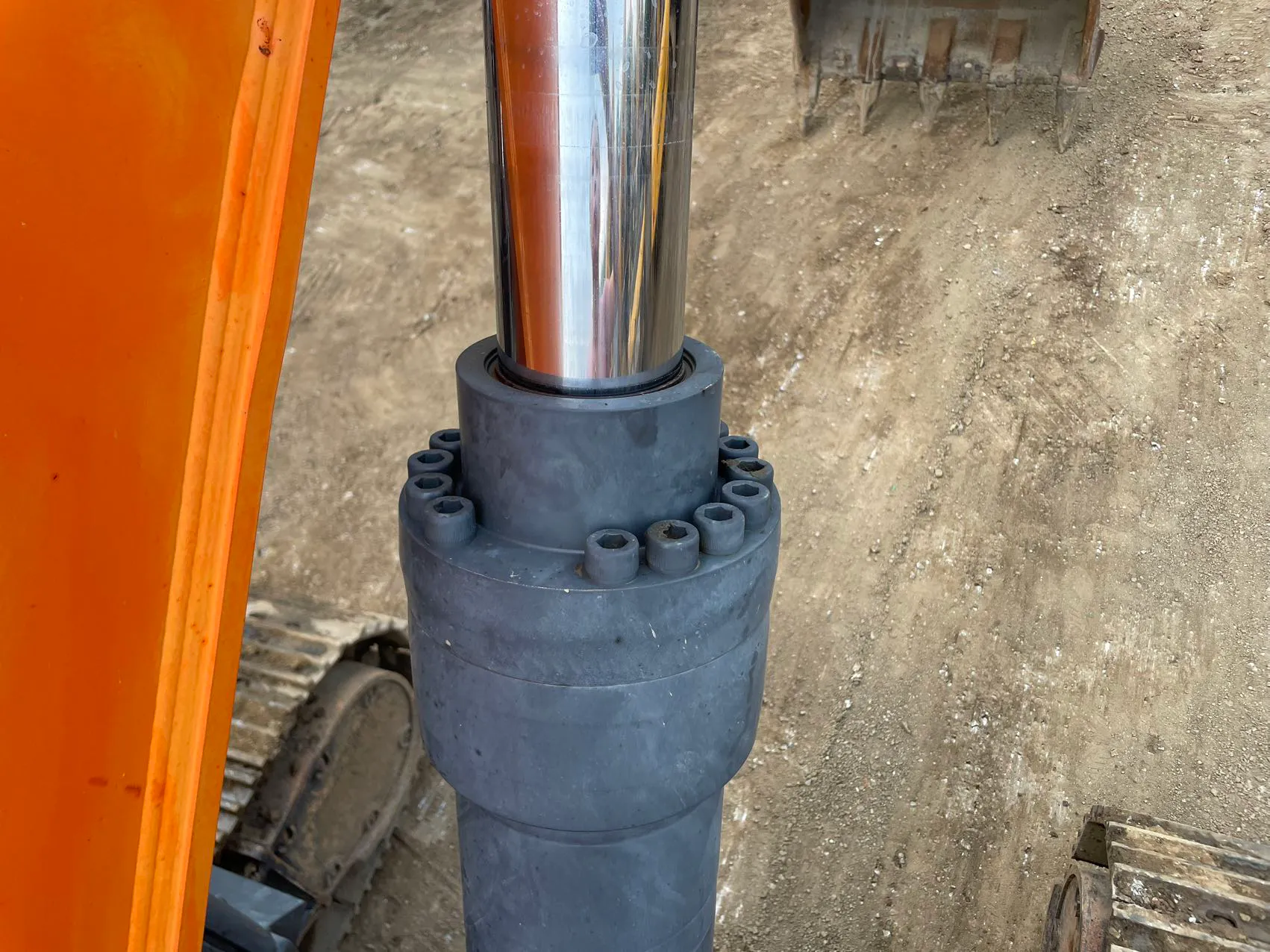 2018 used Doosan 380 excavator - view 13