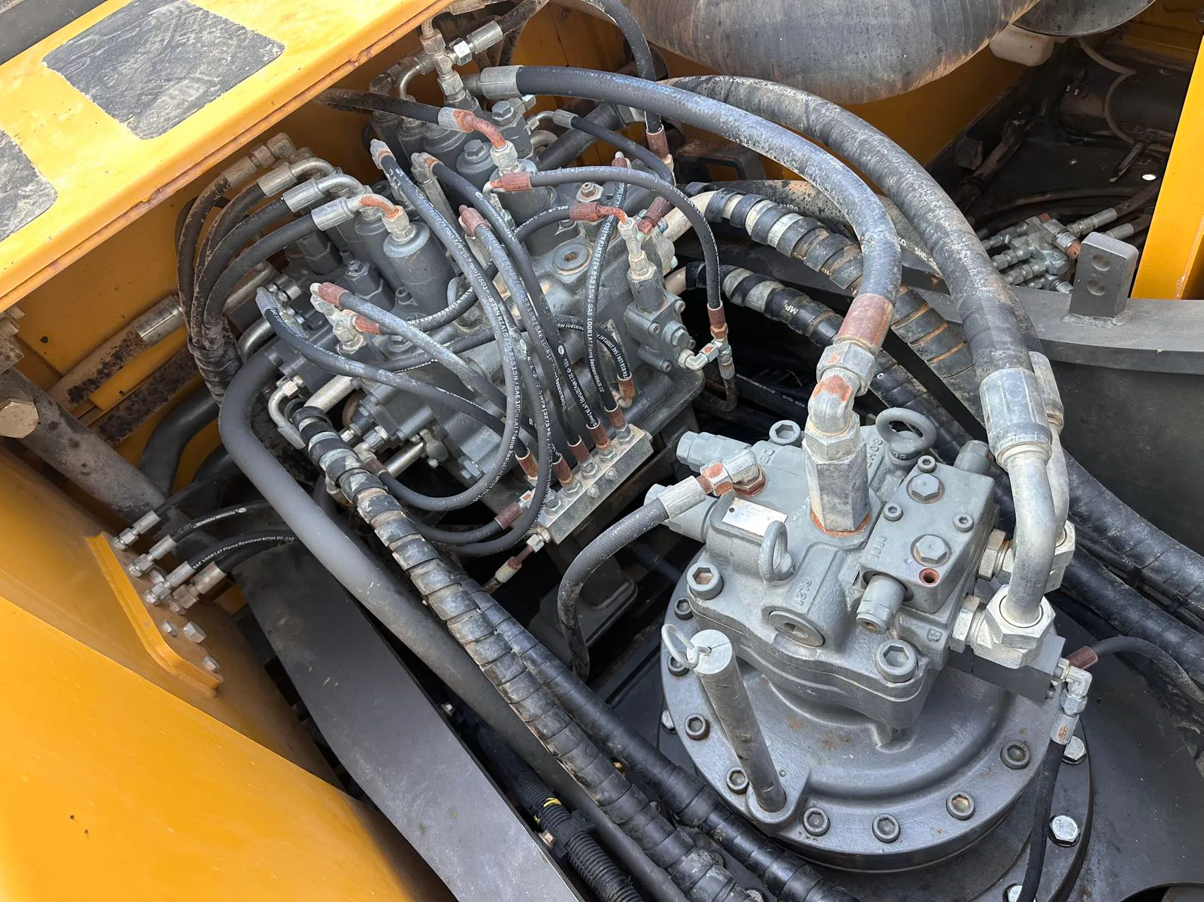 2019 used SDLG 250 excavator - view 9