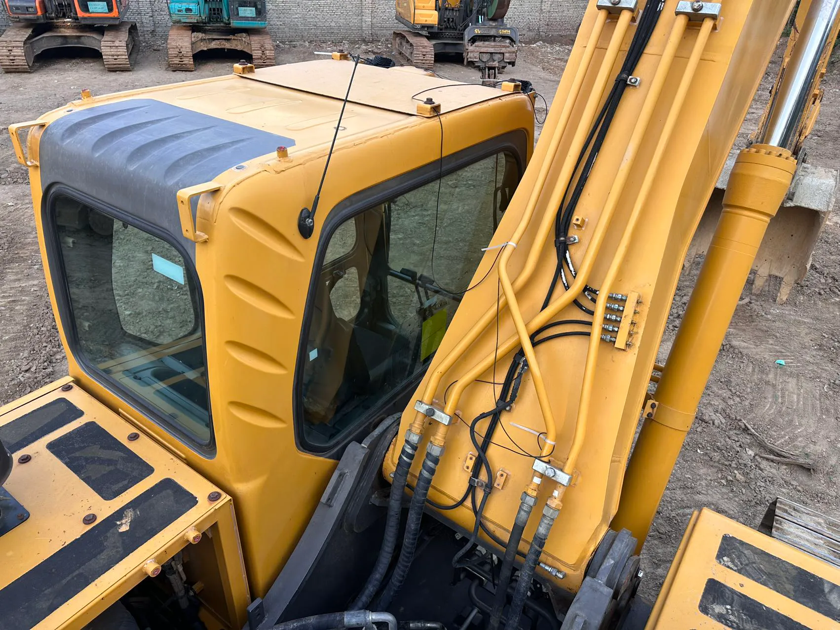 2019 used SDLG 250 excavator - view 13