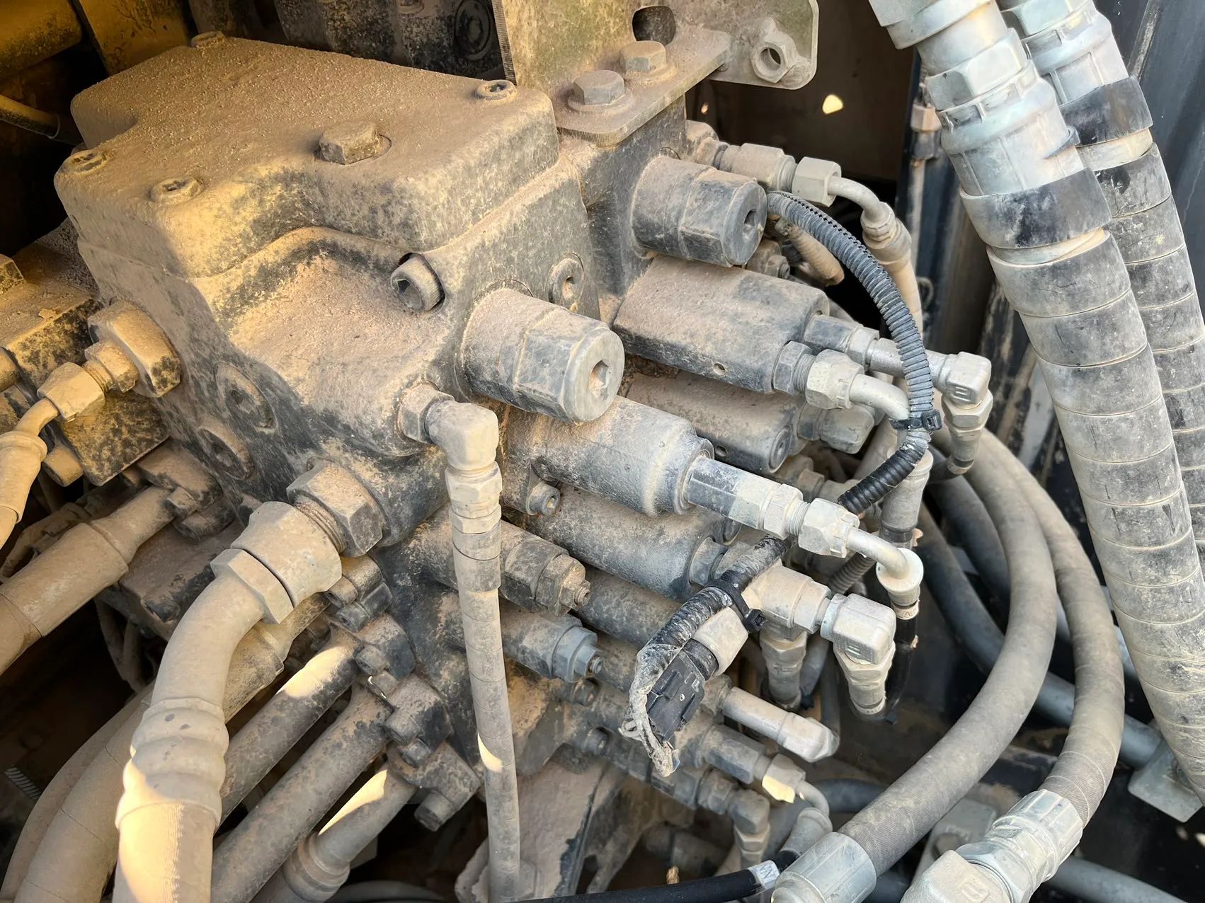 2020 used Sumitomo 180 excavator - view 12