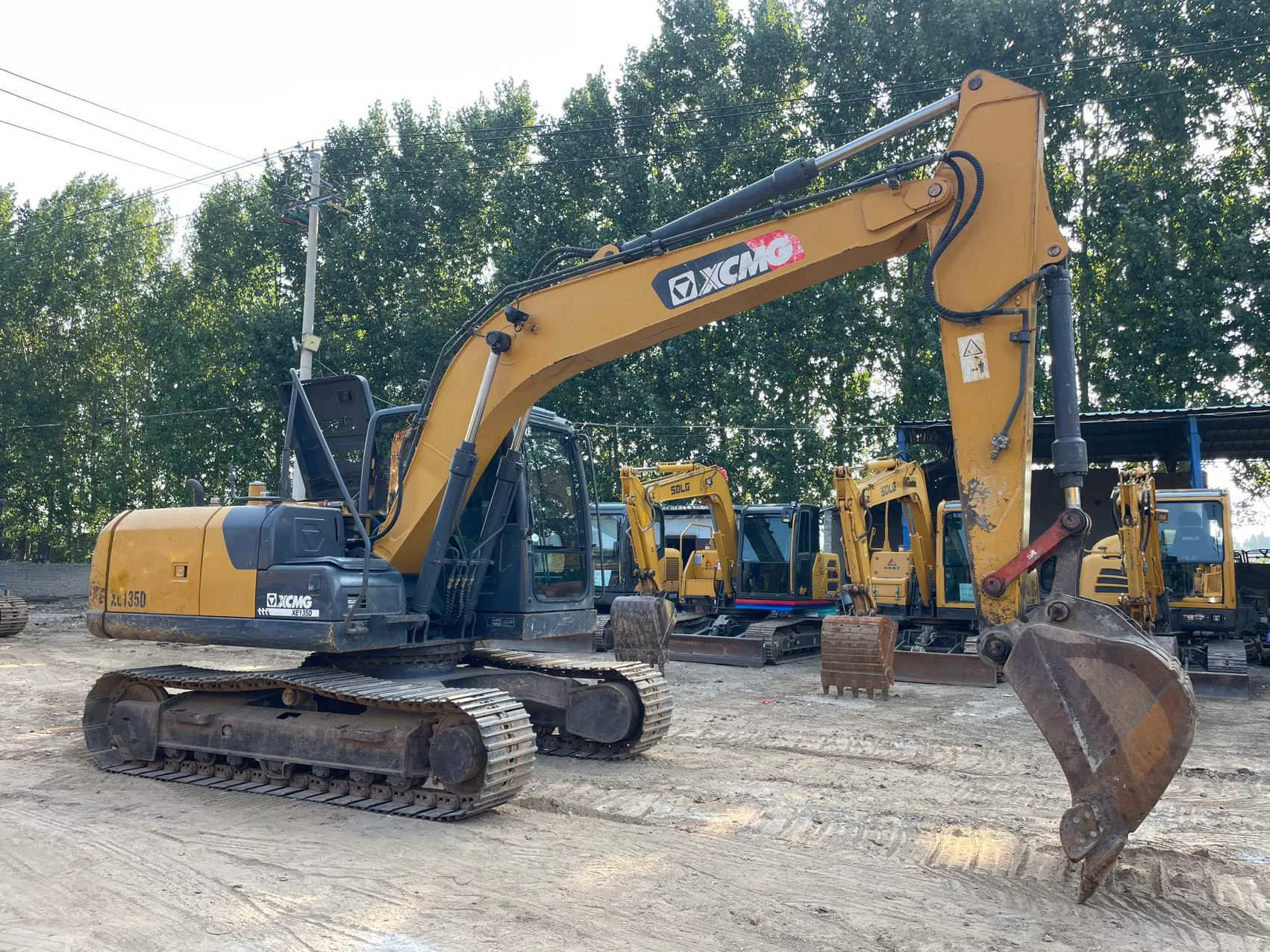 2020 used XCMG 135 excavator - view 1