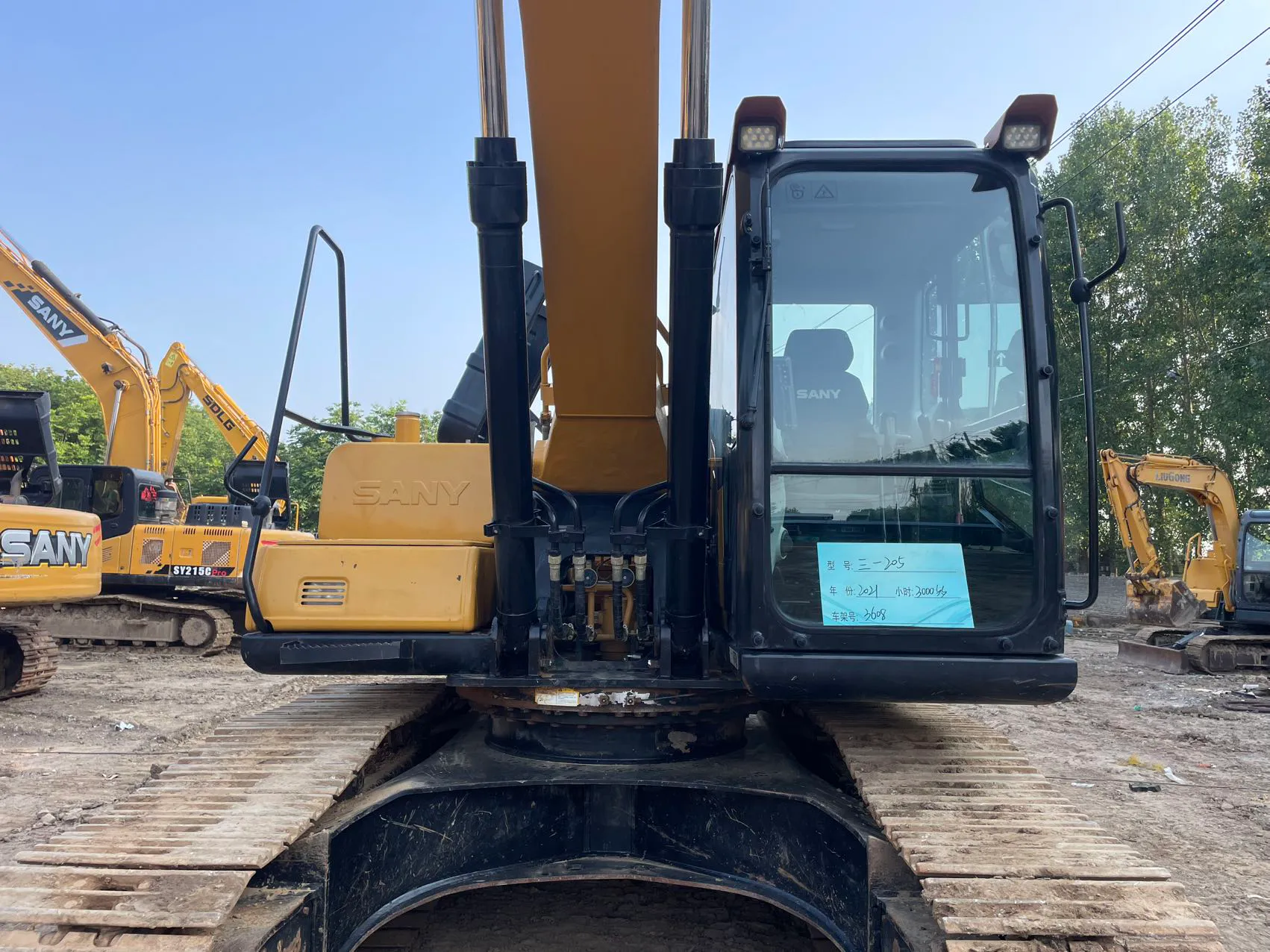 2021 used SANY 205 excavator - view 3