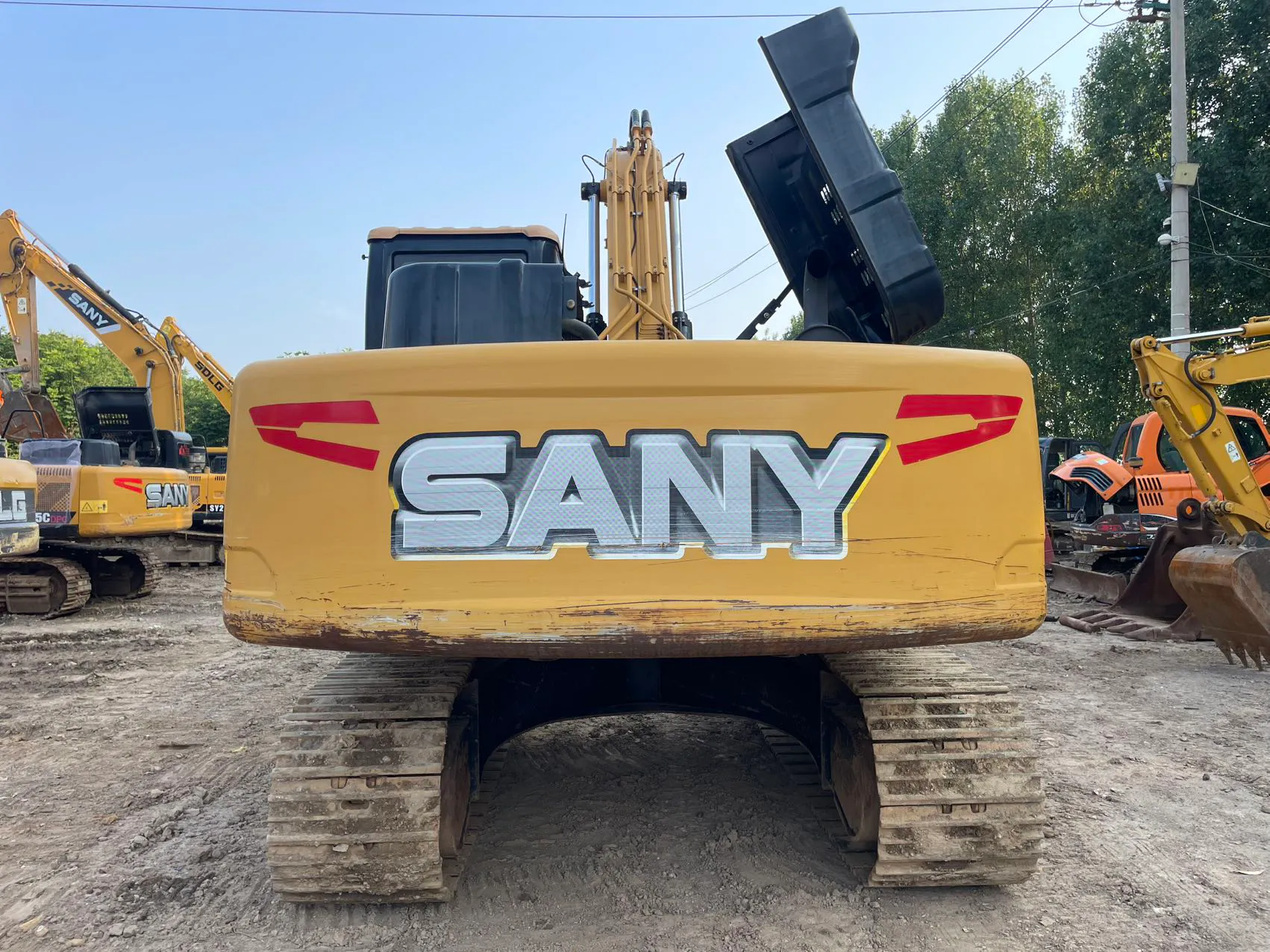 2021 used SANY 205 excavator - view 4
