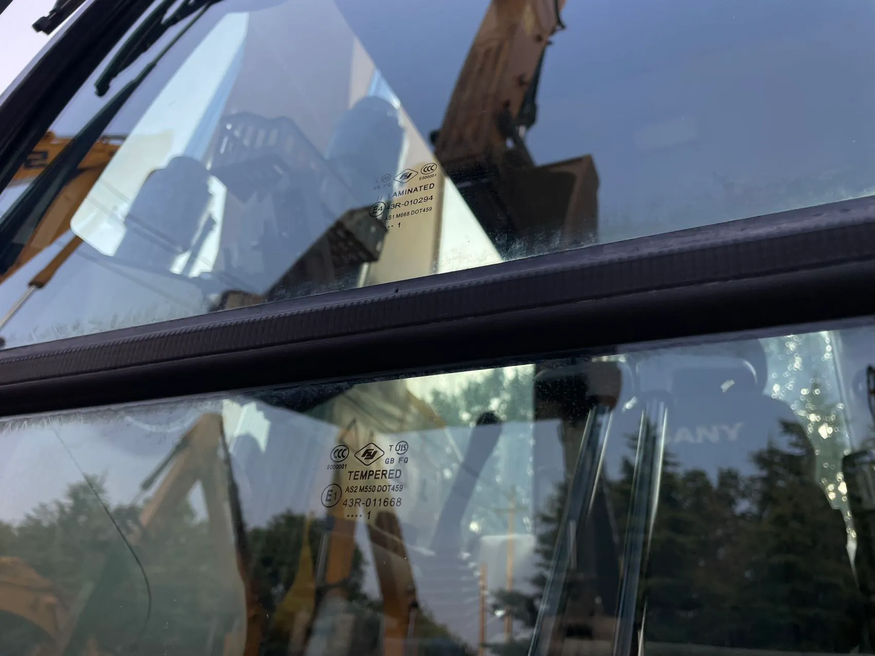 2021 used SANY 205 excavator - view 15