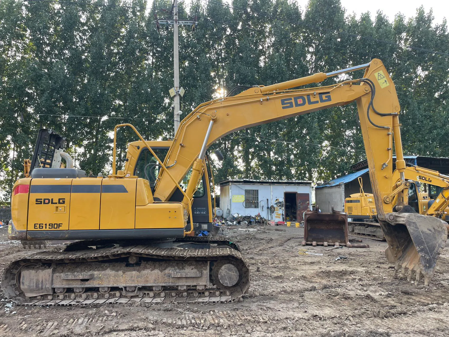 2021 used SDLG 150 excavator - view 2