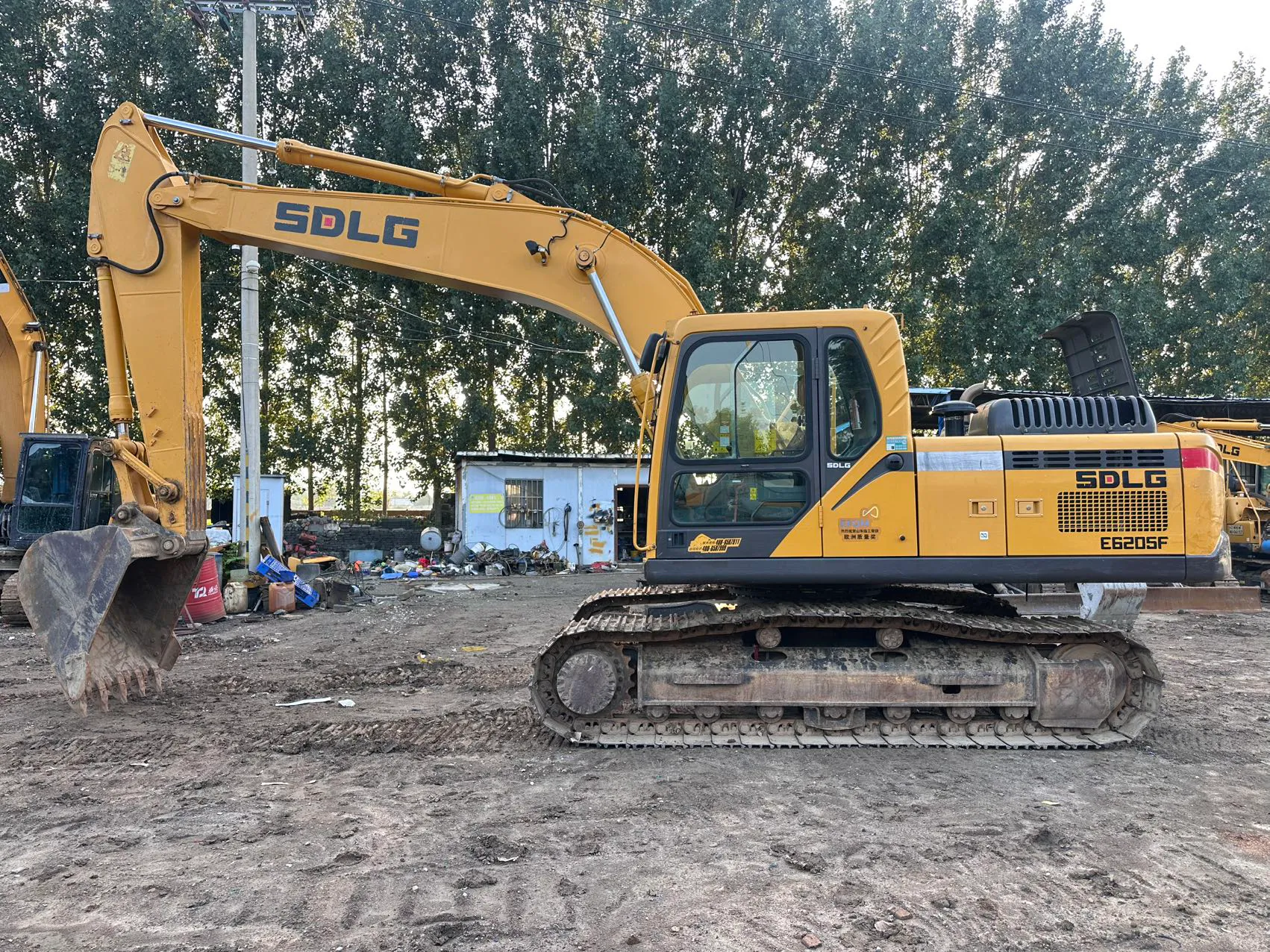 2021 used SDLG 205 excavator - view 1