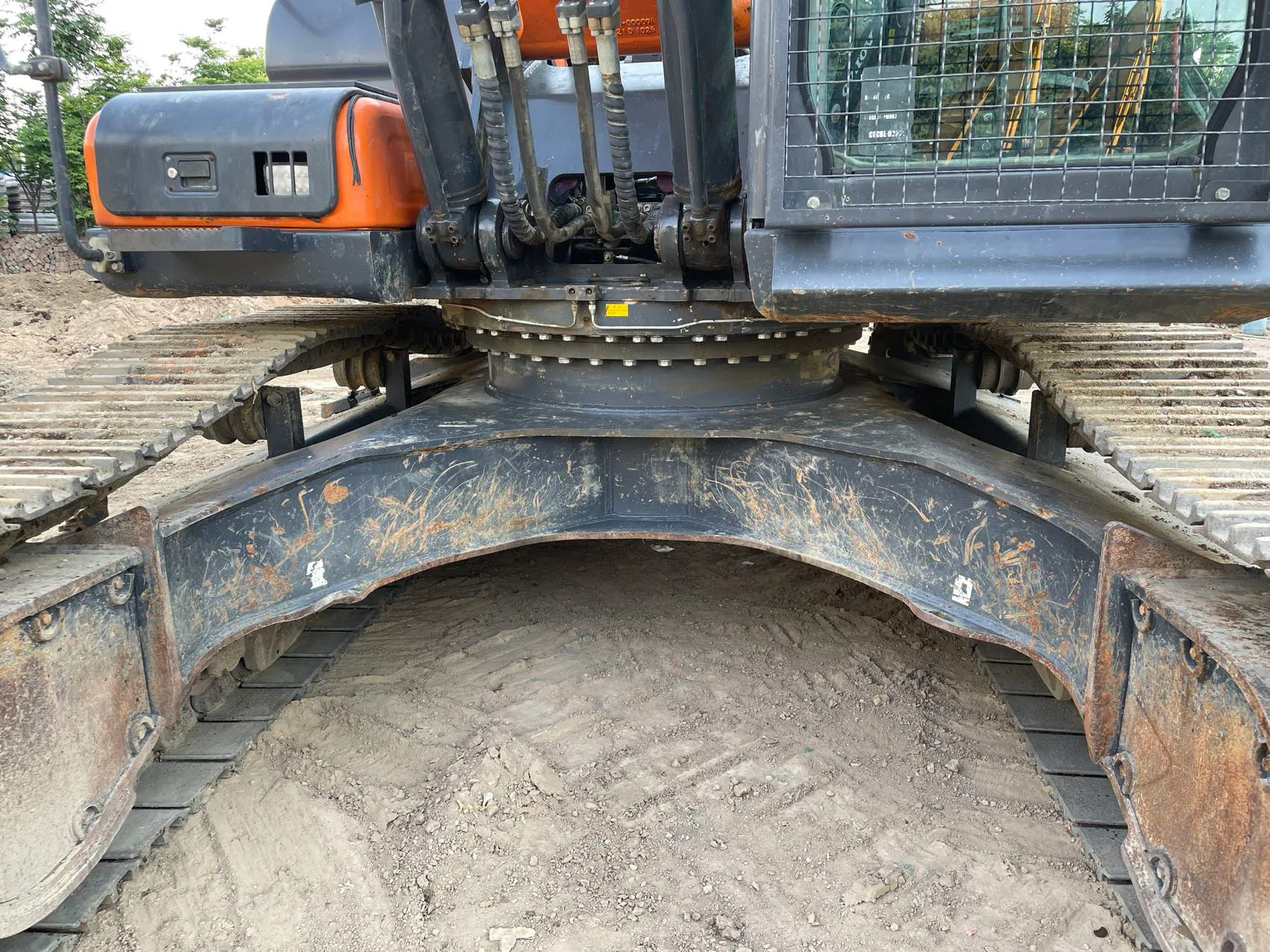 2022 used Doosan 380 excavator - view 4