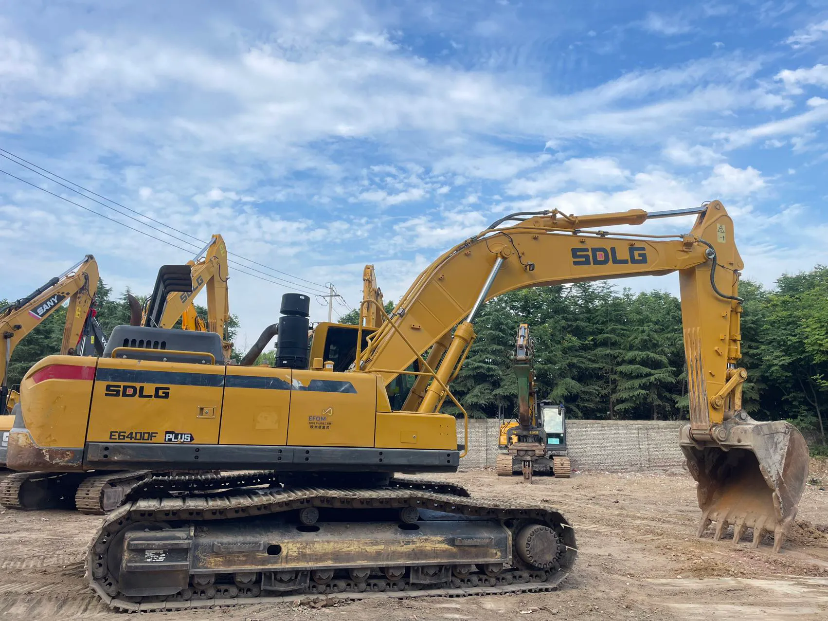 2022 used SDLG 360 Plus excavator - view 3