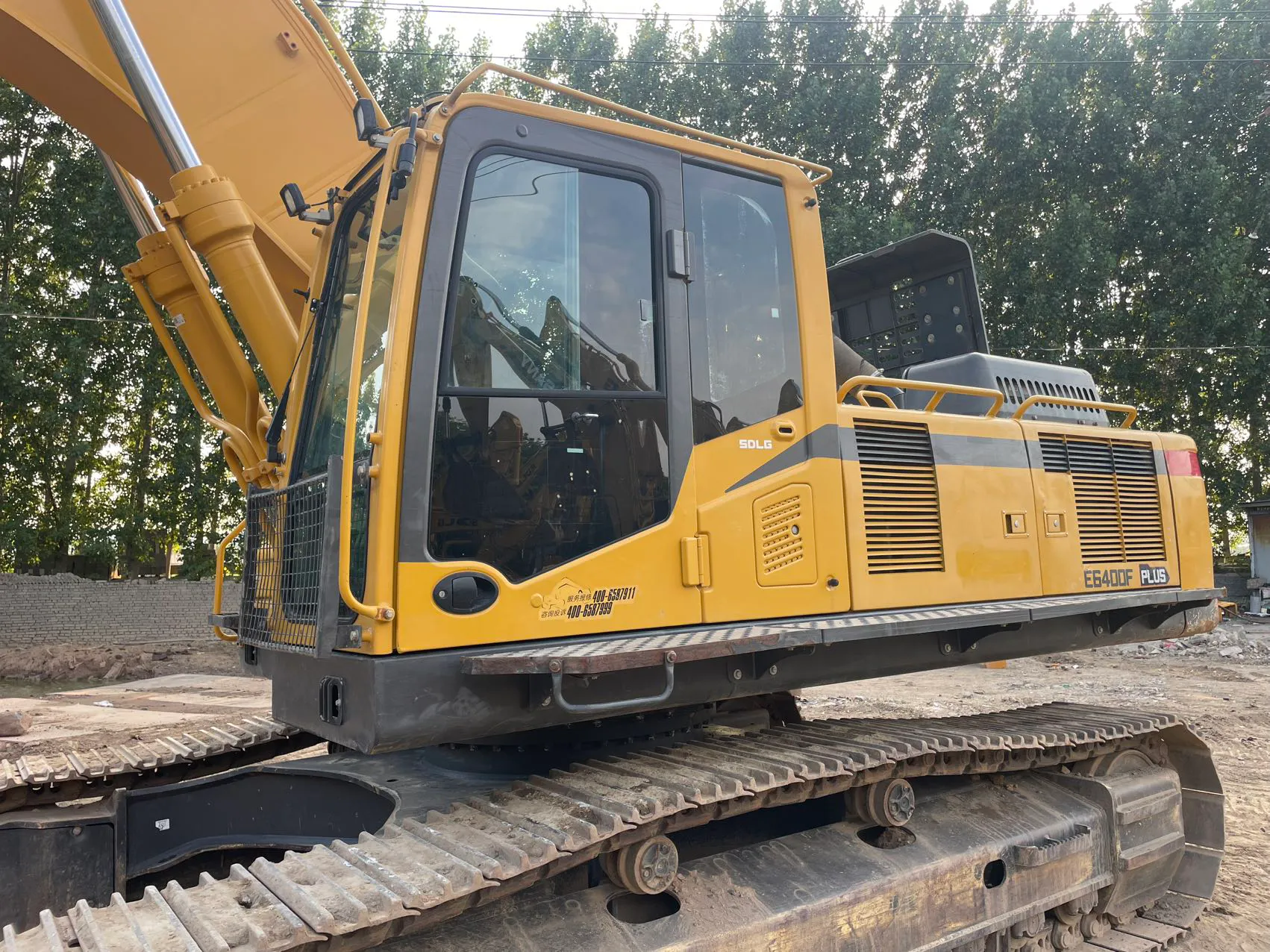 2022 used SDLG 360 Plus excavator - view 4