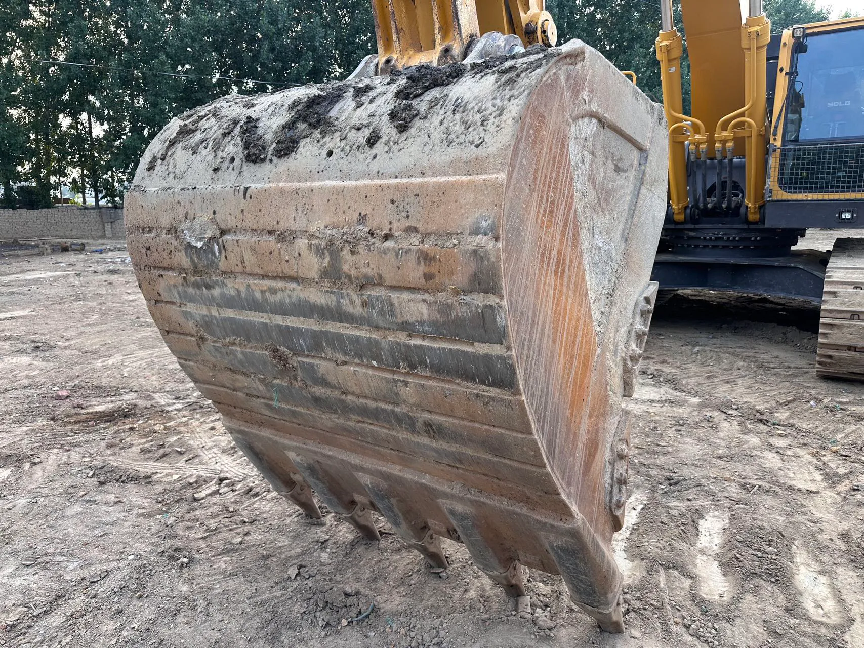 2022 used SDLG 360 Plus excavator - view 16
