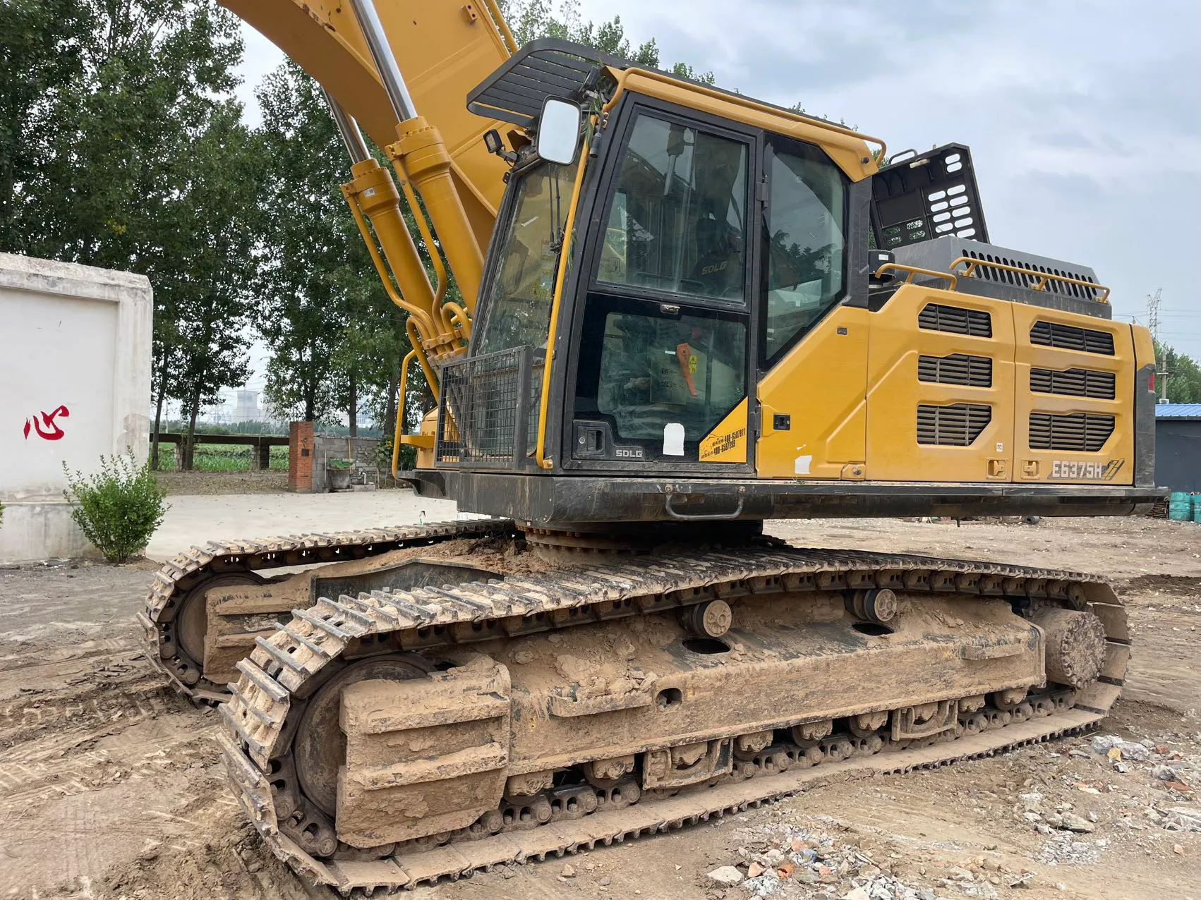 2023 used SDLG 375H excavator - view 1