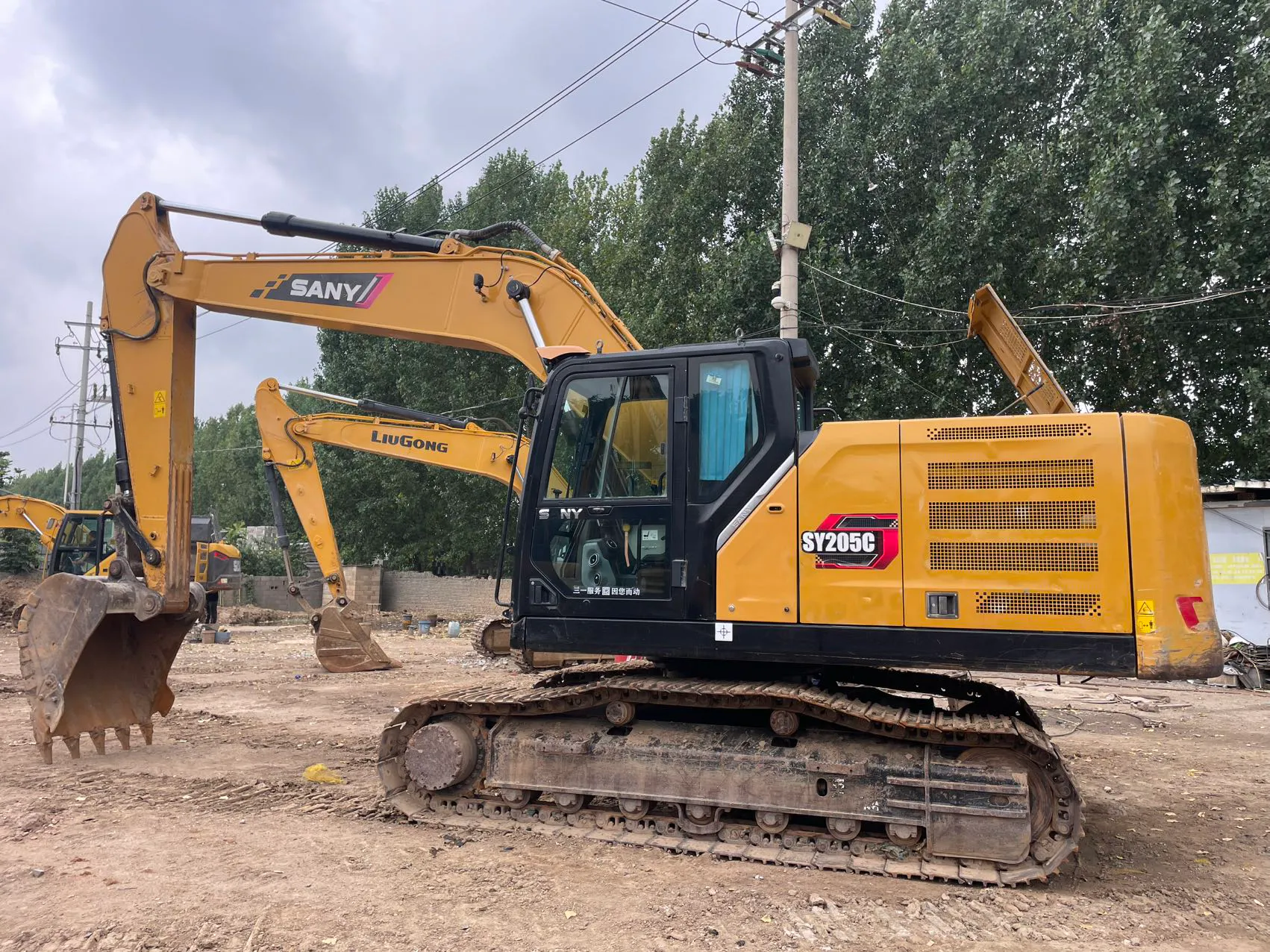 2023 used SANY 205 excavator - view 1