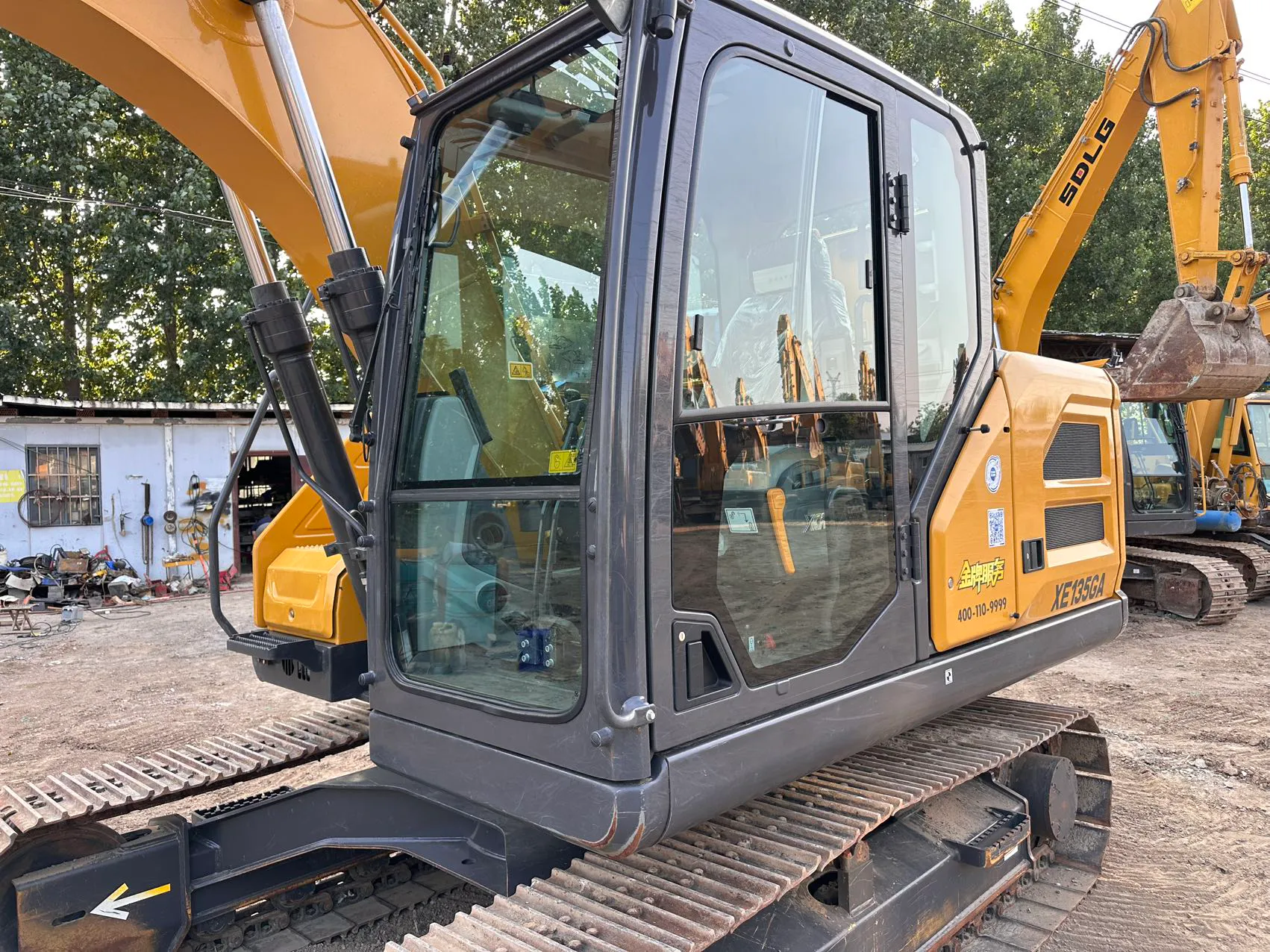 2025 used XCMG 135 excavator - view 4