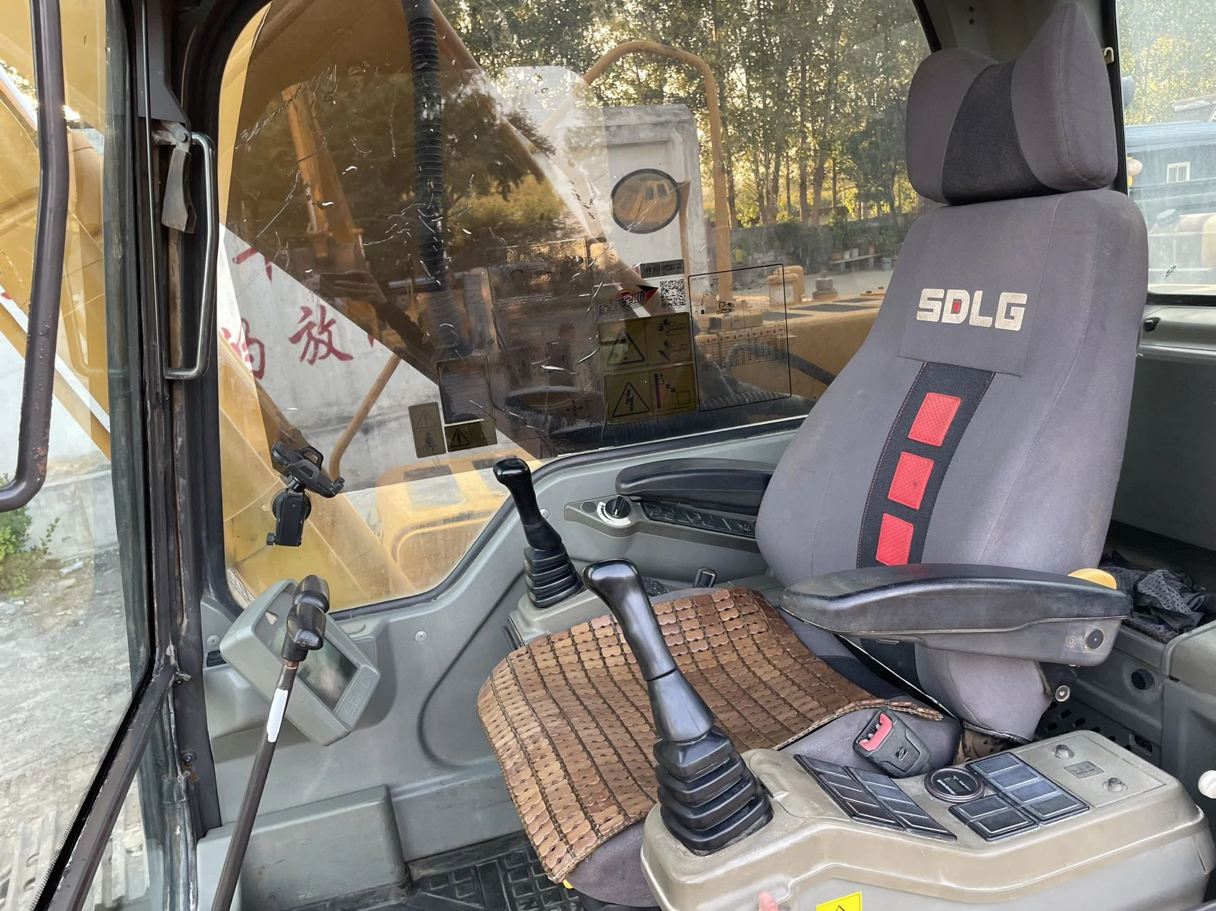 2019 used SDLG E6205F excavator - view 11