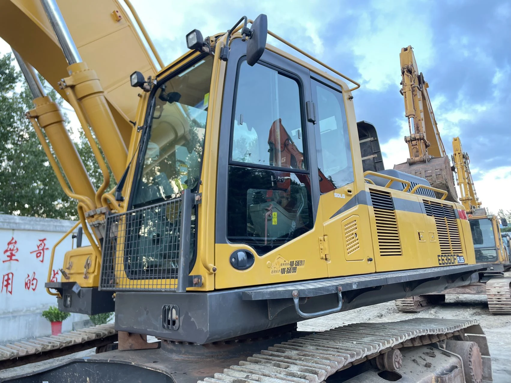 2021 used SDLG E6360F Plus excavator - view 5