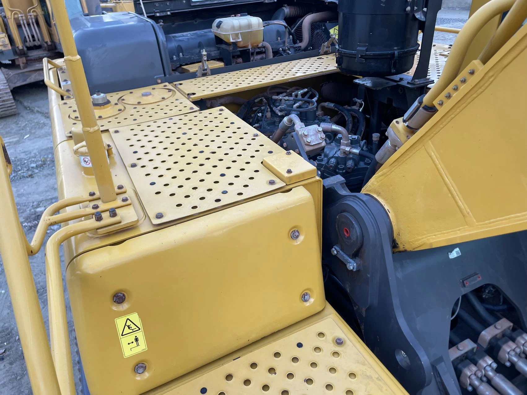 2021 used SDLG E6360F Plus excavator - view 13