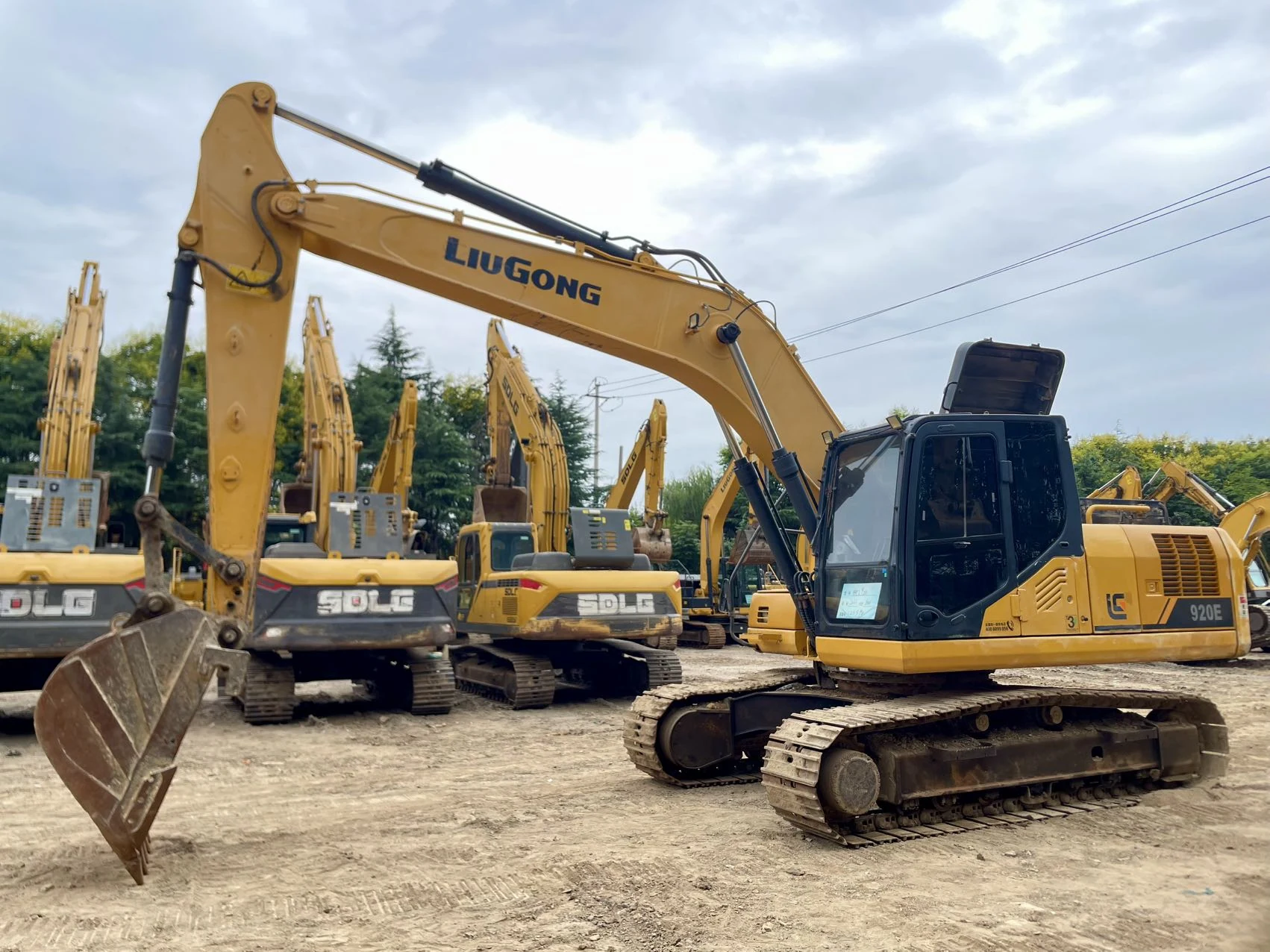2021 used LiuGong 920E excavator - view 2