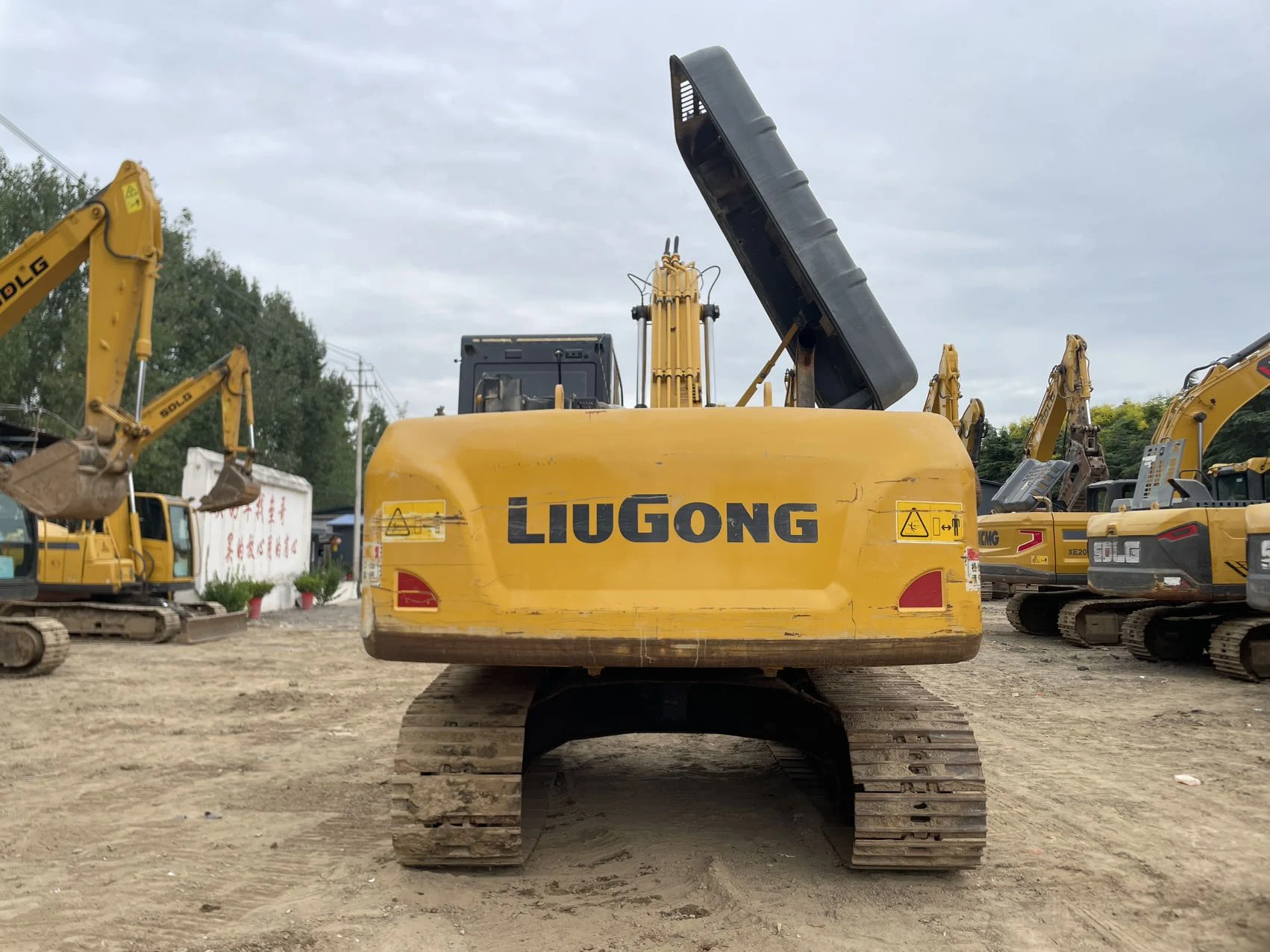 2021 used LiuGong 920E excavator - view 3